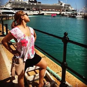 Meet your Posher, Debbie